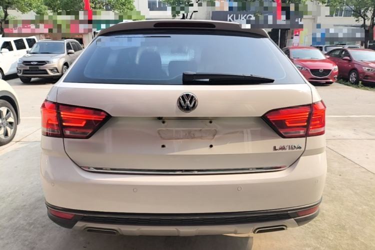 Used Volkswagen Cross Lavida 2016 1.6L Automatic Luxury Edition Rear