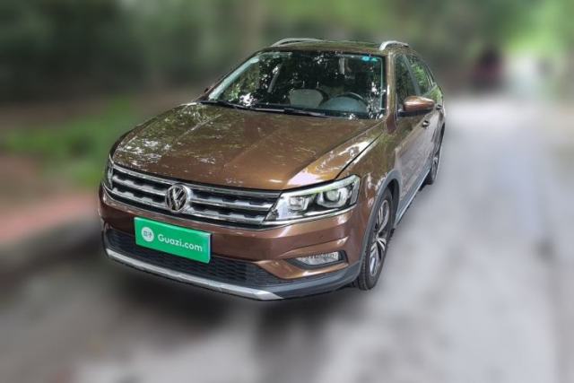 Used Volkswagen Cross Lavida 2017 230TSI DSG Luxury Edition