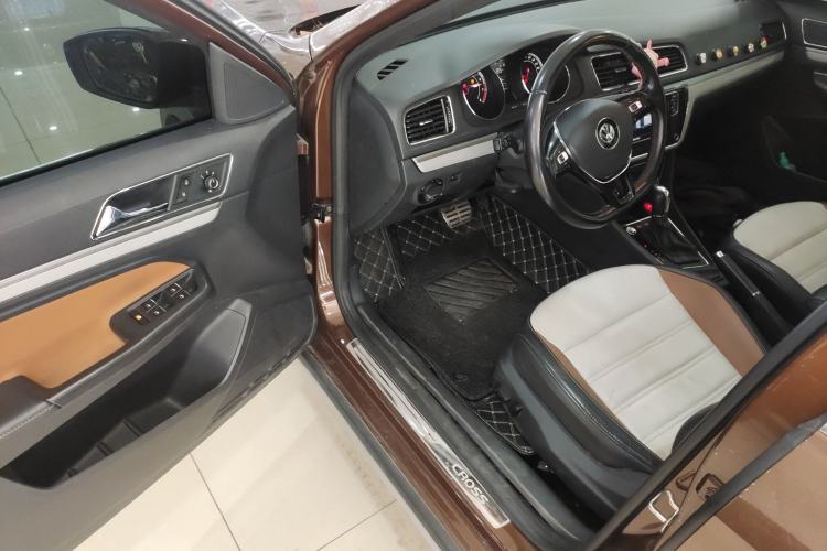 Used Volkswagen Cross Lavida 2017 230TSI DSG Luxury Edition Driver Seat