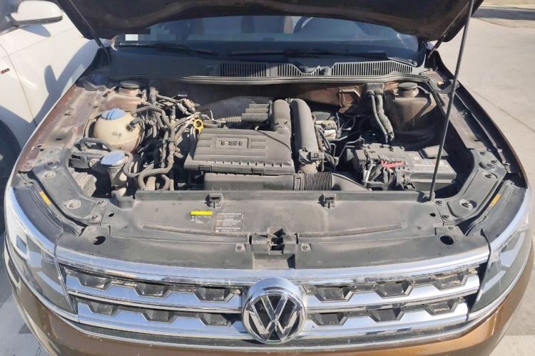 Used Volkswagen Cross Lavida 2017 230TSI DSG Luxury Edition Engine Bay