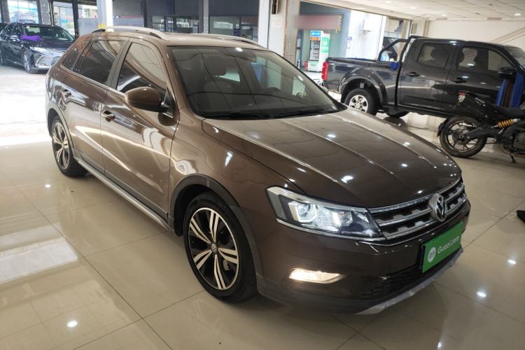 Used Volkswagen Cross Lavida 2017 230TSI DSG Luxury Edition Exterior 1