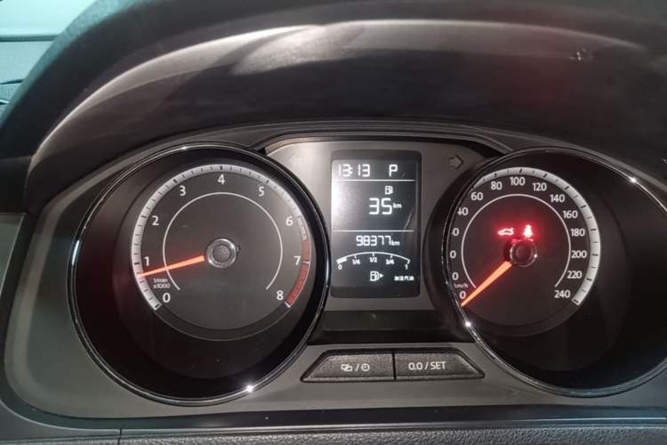 Used Volkswagen Cross Lavida 2017 230TSI DSG Luxury Edition Instrument Cluster