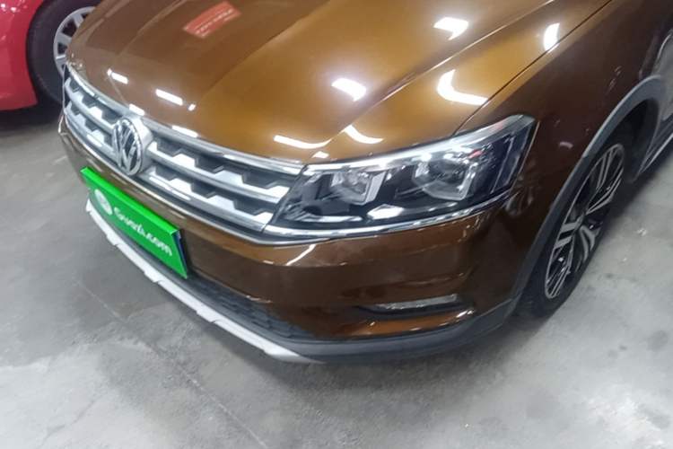 Used Volkswagen Cross Lavida 2017 230TSI DSG Luxury Edition Left Front Headlight