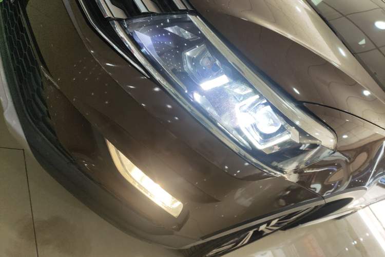 Used Volkswagen Cross Lavida 2017 230TSI DSG Luxury Edition Left Front Headlight