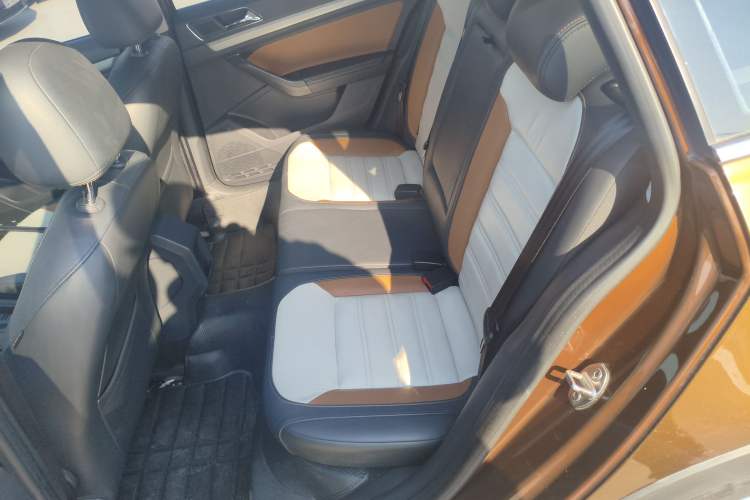 Used Volkswagen Cross Lavida 2017 230TSI DSG Luxury Edition Left Rear Seat