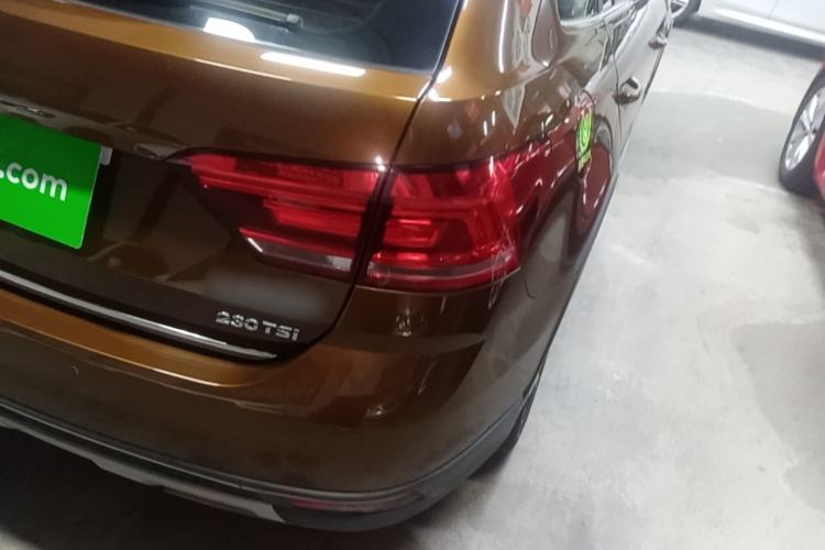 Used Volkswagen Cross Lavida 2017 230TSI DSG Luxury Edition Right Rear Taillight