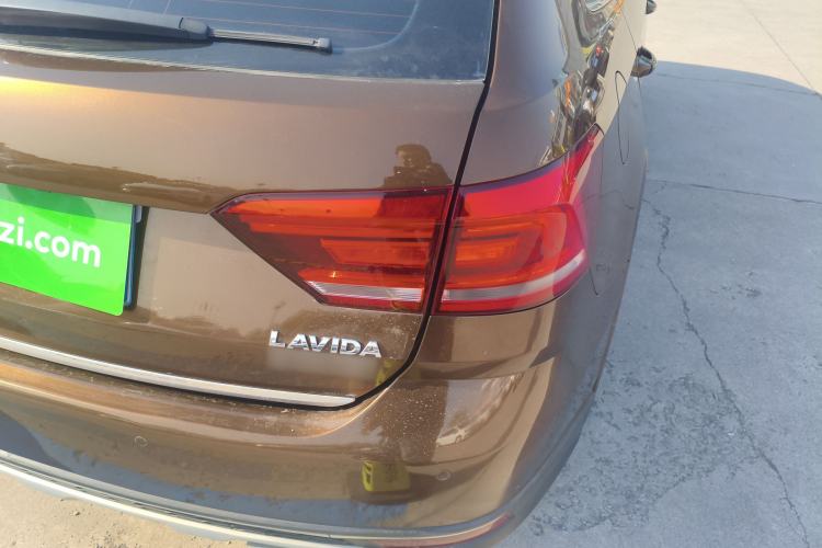 Used Volkswagen Cross Lavida 2017 230TSI DSG Luxury Edition Right Rear Taillight