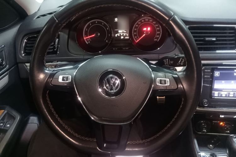 Used Volkswagen Cross Lavida 2017 230TSI DSG Luxury Edition Steering Wheel