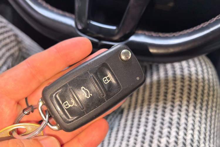 Used Volkswagen Cross Lavida 2017 230TSI DSG Luxury Edition Vehicle Key