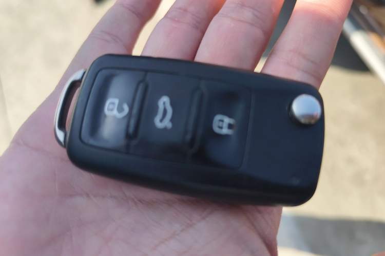 Used Volkswagen Cross Lavida 2017 230TSI DSG Luxury Edition Vehicle Key