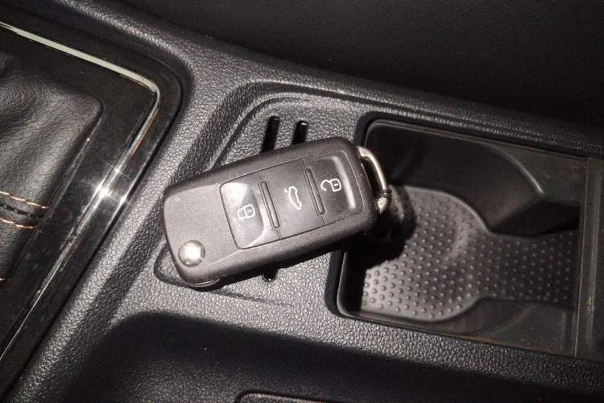 Used Volkswagen Cross Lavida 2017 230TSI DSG Luxury Edition Vehicle Key