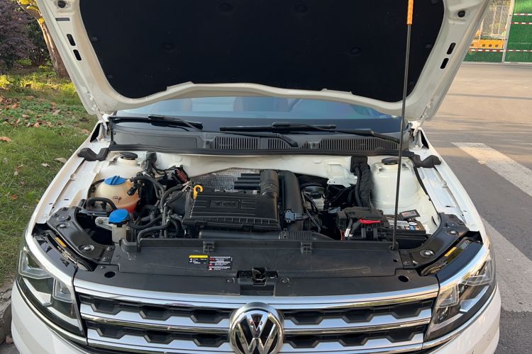 Used Volkswagen Cross Lavida 2017 230TSI DSG Luxury Edition Engine Bay