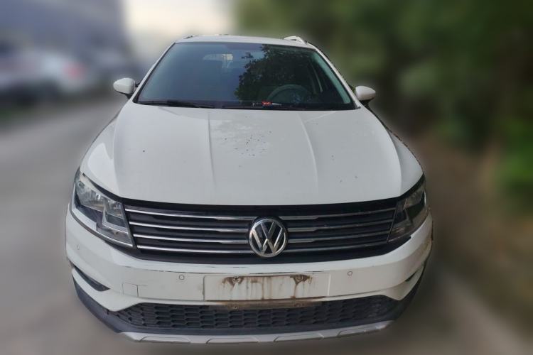 Used Volkswagen Cross Lavida 2017 1.6L Automatic Comfort Edition Front