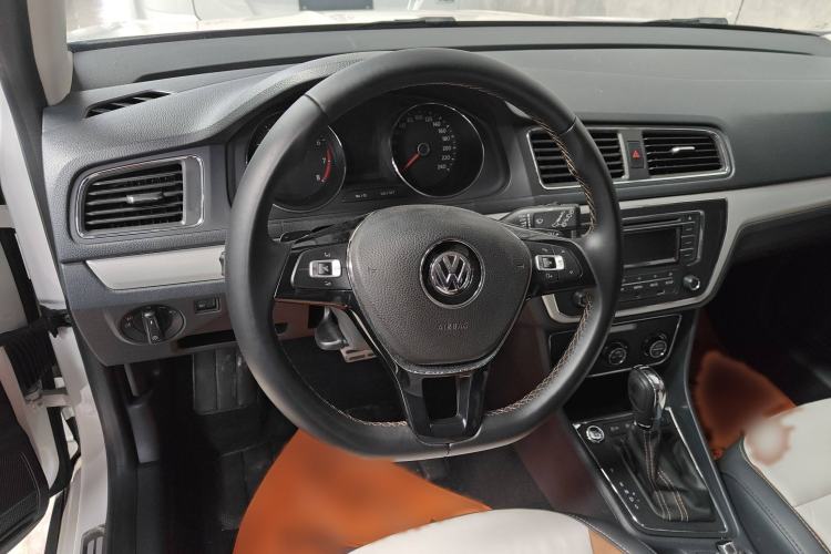 Used Volkswagen Cross Lavida 2017 230TSI DSG Comfort Edition Steering Wheel