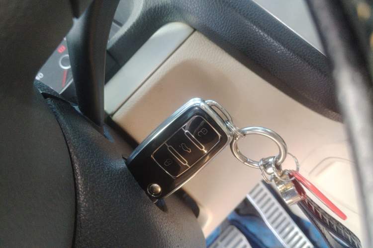 Used Volkswagen Eos 2008 2.0 TSI DSG Interior 1