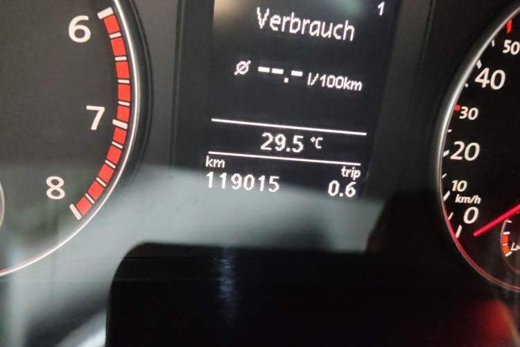 Used Volkswagen Eos 2008 2.0 TSI DSG Odometer Close Up