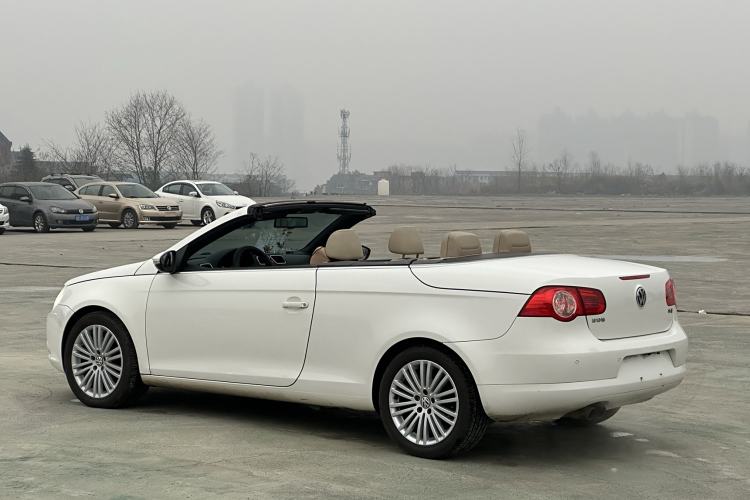 Used Volkswagen Eos 2008 2.0 TSI DSG Rear Right 45 Deg