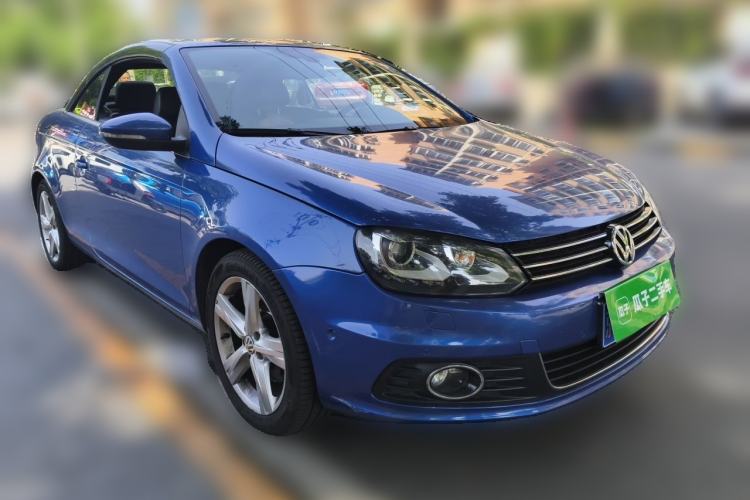 Used Volkswagen Eos 2010 2.0 TSI DSG Comfort Edition Front Right 45 Deg
