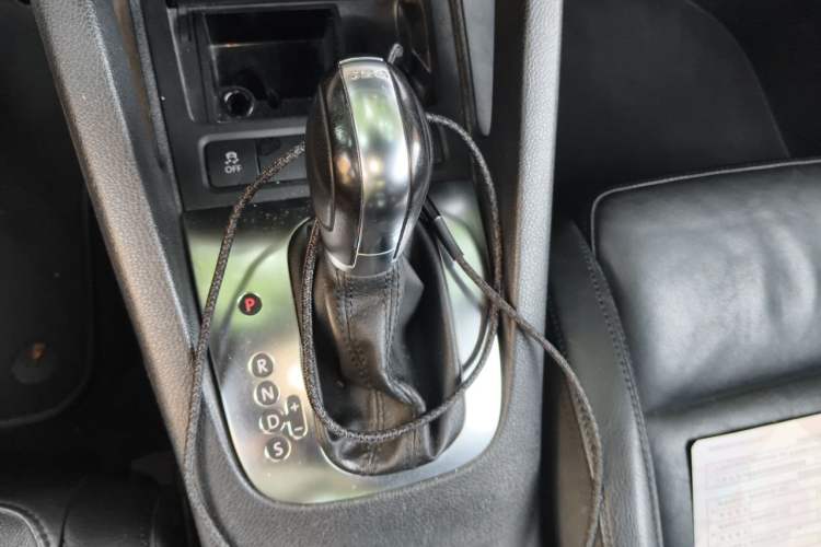 Used Volkswagen Eos 2010 2.0 TSI DSG Comfort Edition Gear Lever