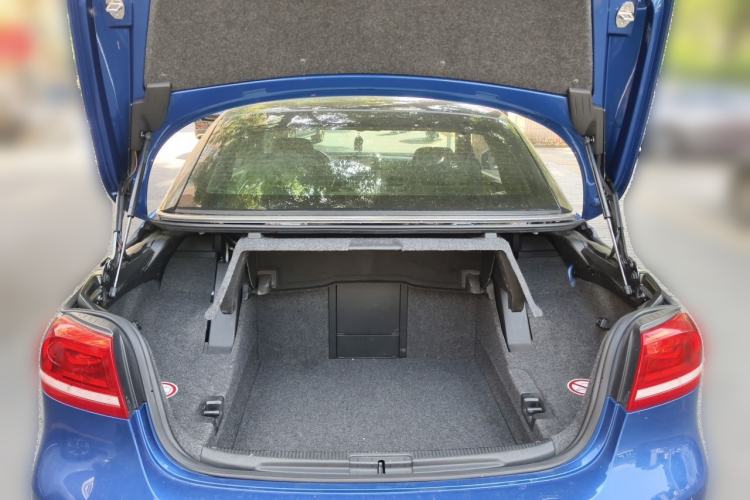 Used Volkswagen Eos 2010 2.0 TSI DSG Comfort Edition Trunk