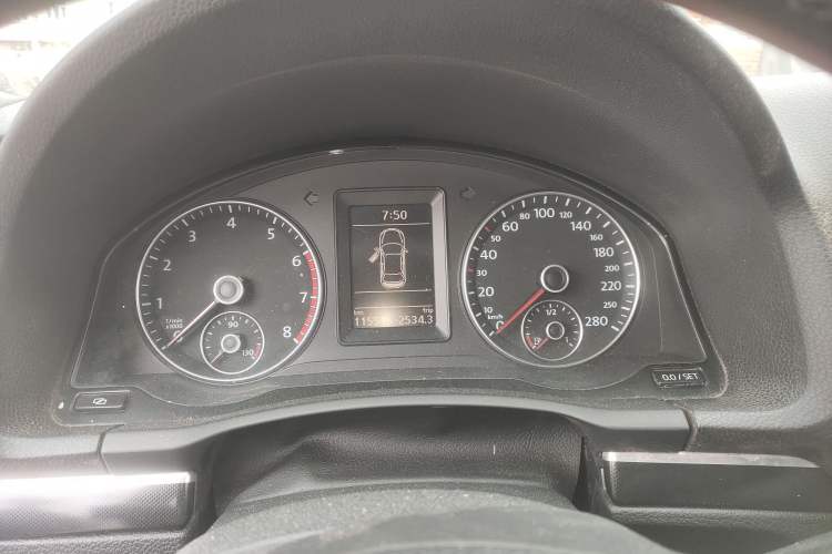 Used Volkswagen Eos 2010 2.0 TSI DSG Comfort Edition Instrument Cluster