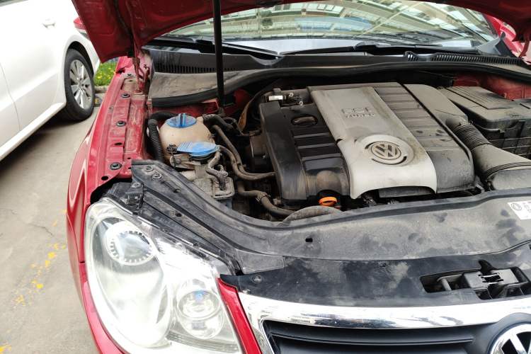 Used Volkswagen Eos 2010 2.0 TSI DSG Luxury Edition Engine Bay Right