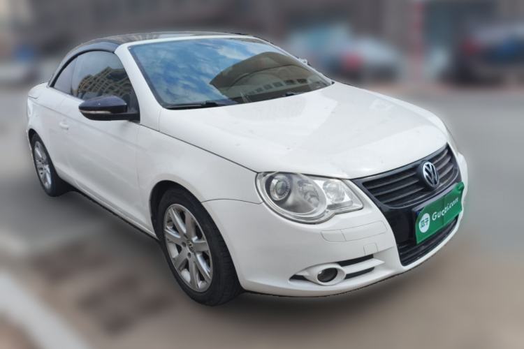 Used Volkswagen Eos 2010 2.0 TSI DSG Moonlit Edition Front Right 45 Deg