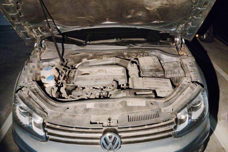 Used Volkswagen Eos 2011 2.0 TSI Engine Bay