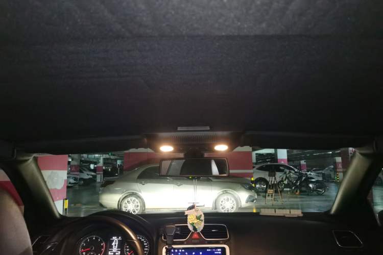 Used Volkswagen Eos 2011 2.0 TSI Headliner