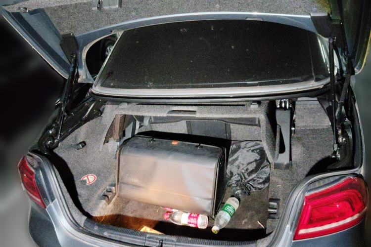 Used Volkswagen Eos 2011 2.0 TSI Trunk