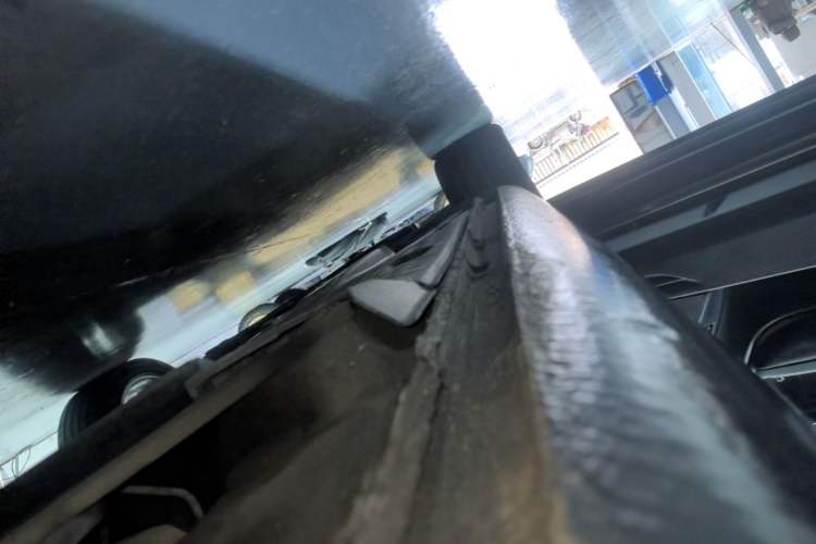 Used Volkswagen Eos 2011 2.0 TSI Left Side Sill