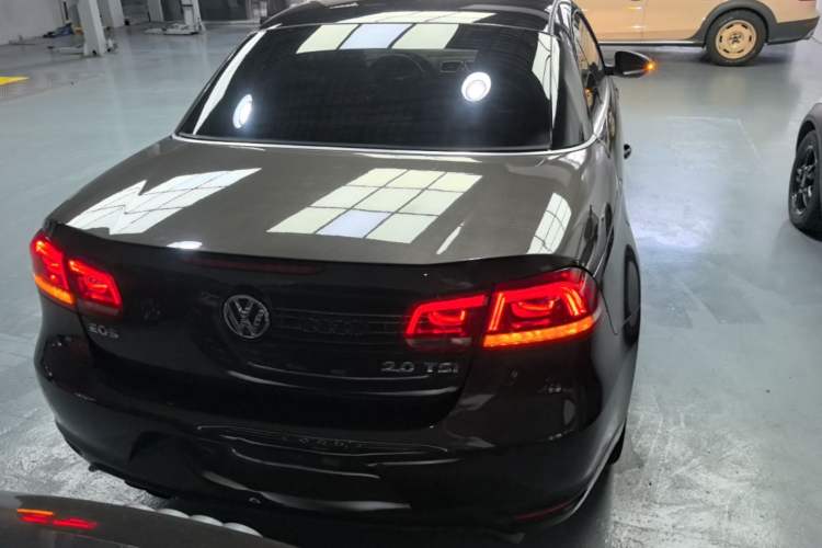 Used Volkswagen Eos 2011 2.0 TSI Rear