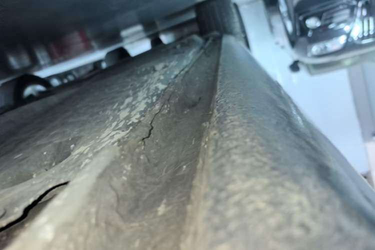 Used Volkswagen Eos 2011 2.0 TSI Right Side Sill
