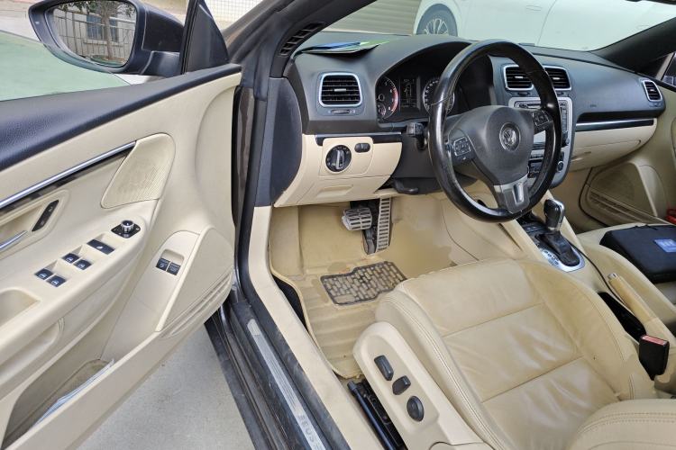 Used Volkswagen Eos 2011 2.0 TSI Driver Seat