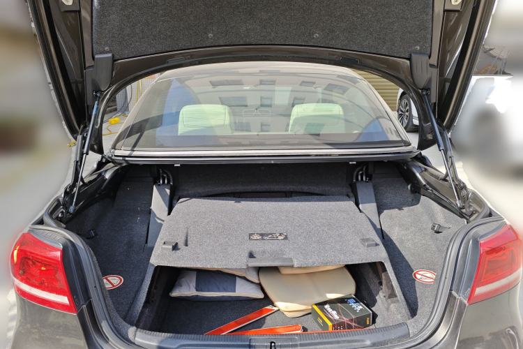 Used Volkswagen Eos 2011 2.0 TSI Trunk