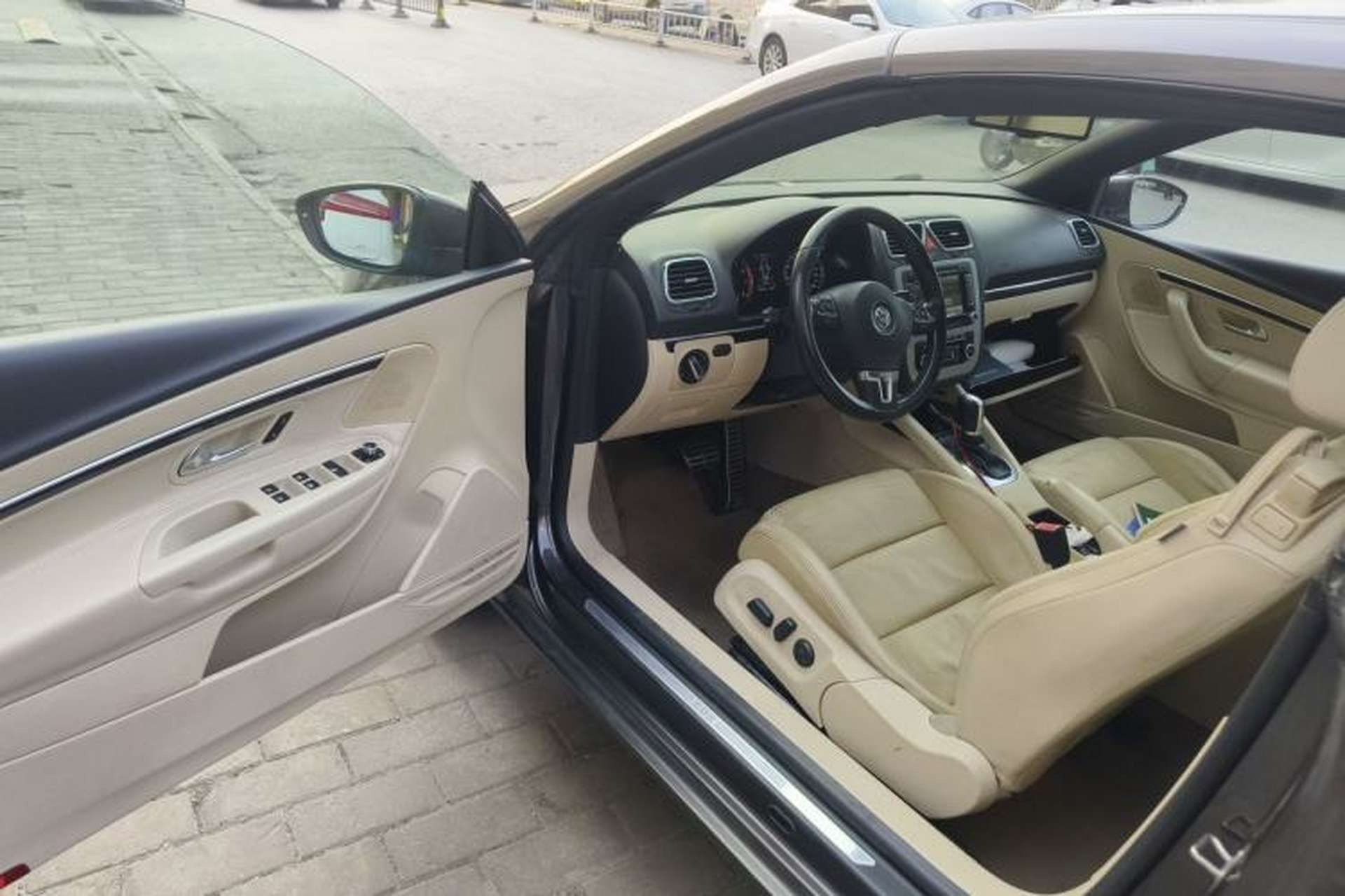 Used Volkswagen Eos 2011 2.0 TSI Driver Seat