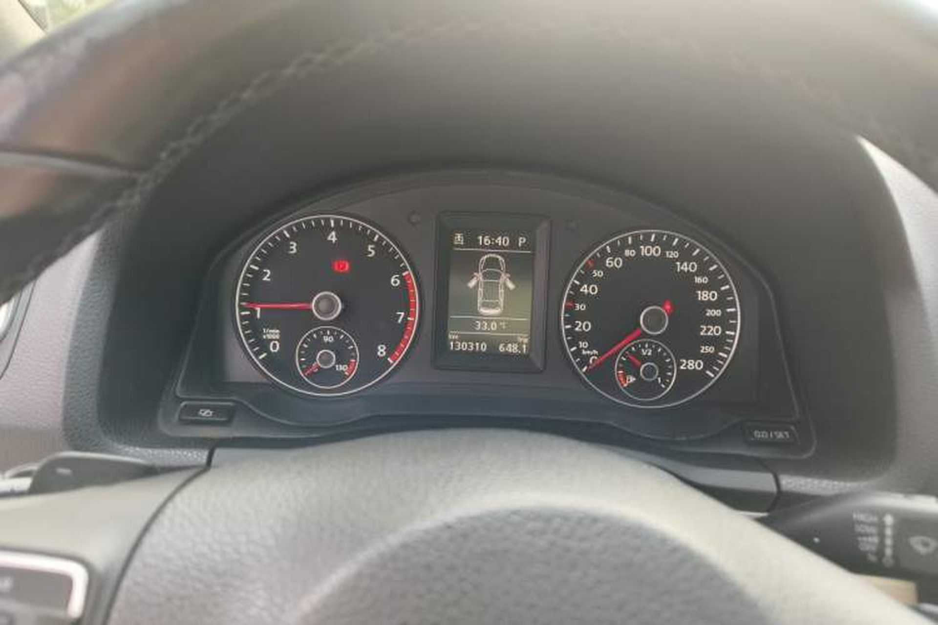 Used Volkswagen Eos 2011 2.0 TSI Instrument Cluster