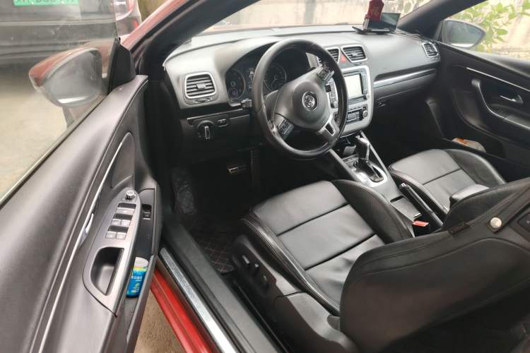 Used Volkswagen Eos 2011 2.0 TSI Driver Seat