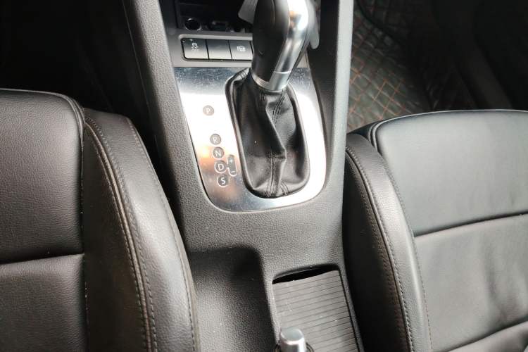 Used Volkswagen Eos 2011 2.0 TSI Gear Lever
