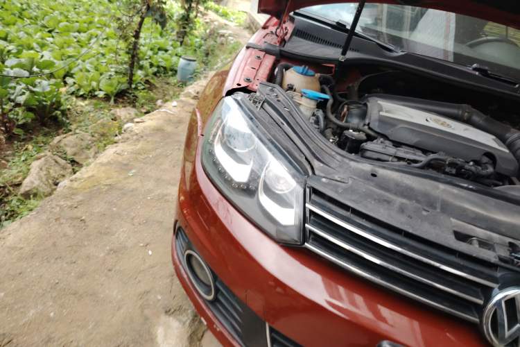 Used Volkswagen Eos 2011 2.0 TSI Right Front Headlight