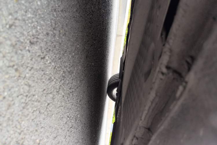 Used Volkswagen Eos 2011 2.0 TSI Chassis Front Left