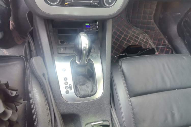 Used Volkswagen Eos 2011 2.0 TSI Gear Lever