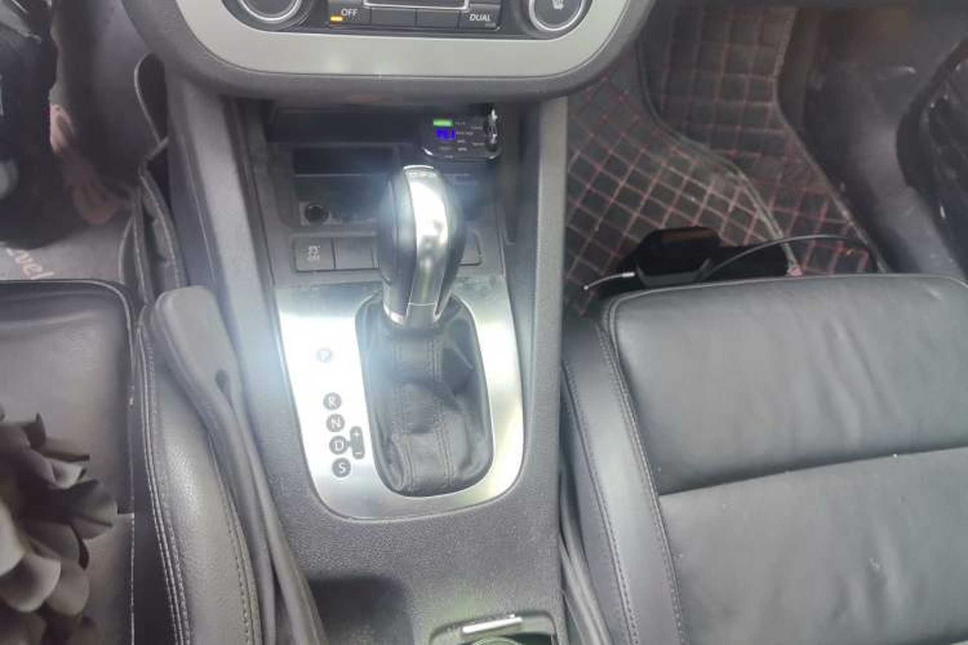 Used Volkswagen Eos 2011 2.0 TSI Gear Lever