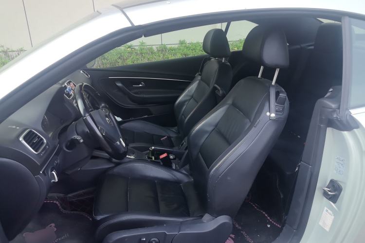 Used Volkswagen Eos 2011 2.0 TSI Left Front Seat