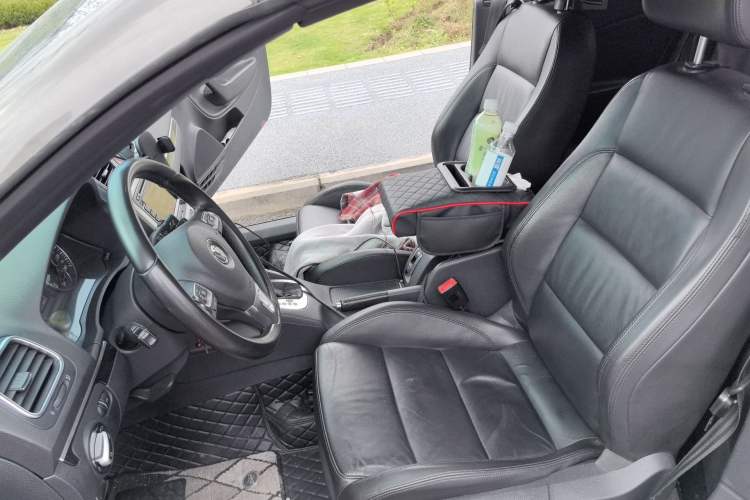 Used Volkswagen Eos 2011 2.0 TSI Left Front Seat