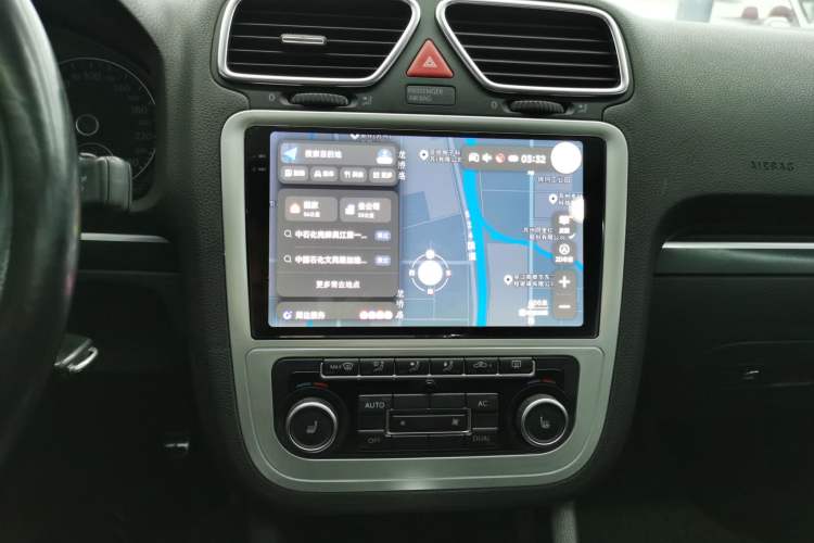 Used Volkswagen Eos 2011 2.0 TSI Audio And AC Panel