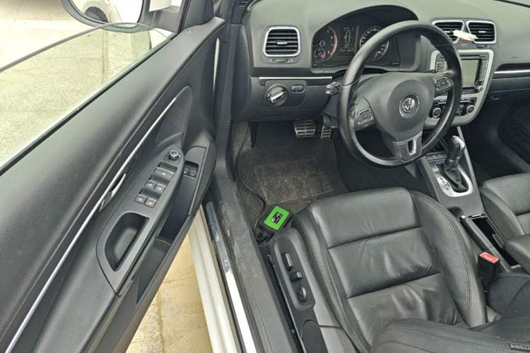 Used Volkswagen Eos 2011 2.0 TSI Driver Seat