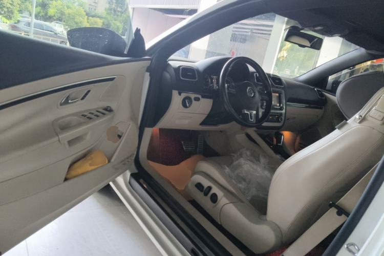 Used Volkswagen Eos 2011 2.0 TSI Driver Seat