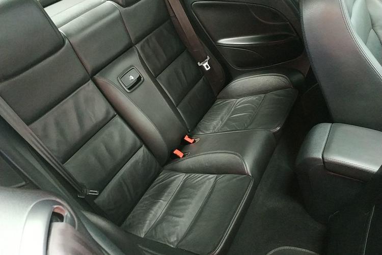 Used Volkswagen Eos 2011 2.0 TSI Interior 5