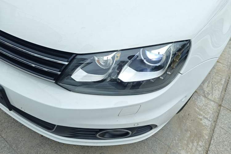 Used Volkswagen Eos 2011 2.0 TSI Left Front Headlight